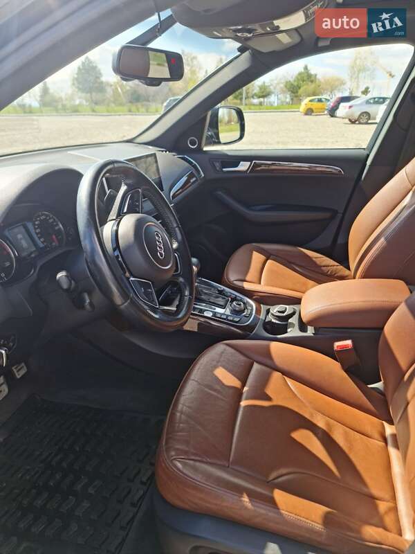 Внедорожник / Кроссовер Audi Q5 2012 в Ужгороде