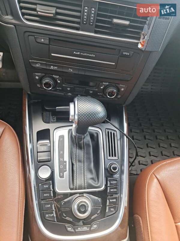 Внедорожник / Кроссовер Audi Q5 2012 в Ужгороде