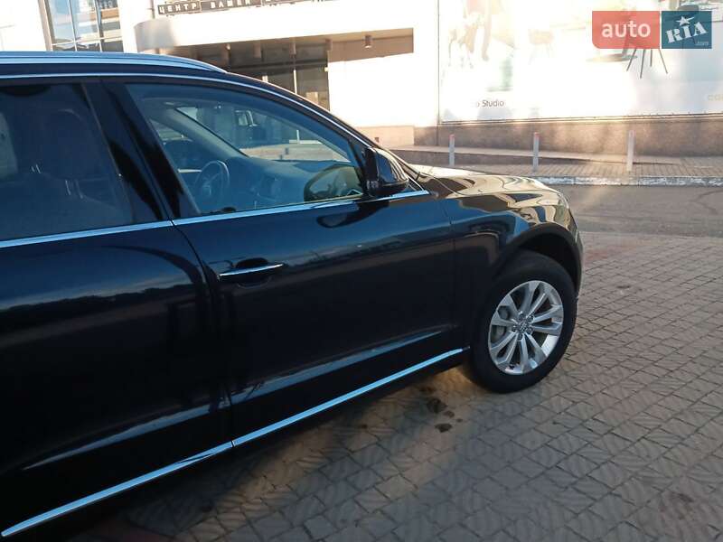 Позашляховик / Кросовер Audi Q5 2016 в Дніпрі