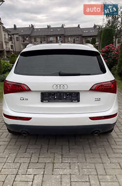 Внедорожник / Кроссовер Audi Q5 2012 в Черновцах