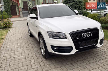 Внедорожник / Кроссовер Audi Q5 2012 в Черновцах