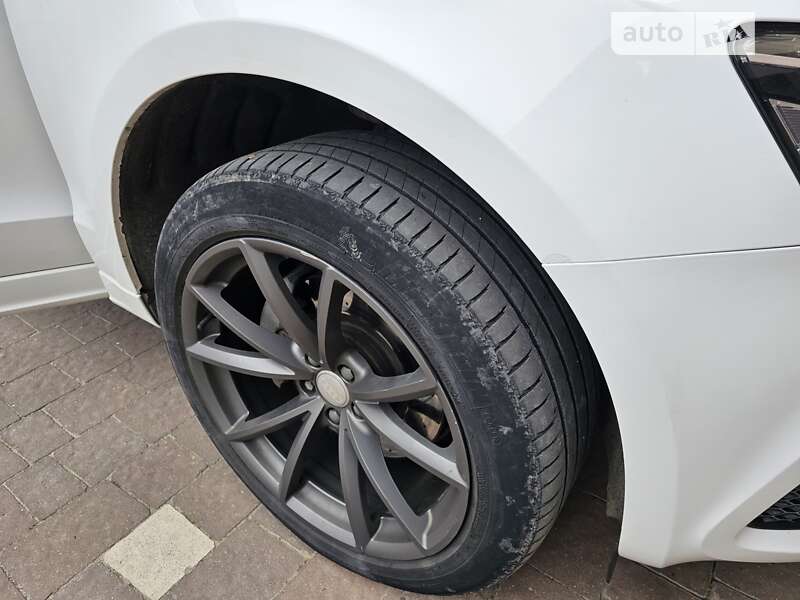 Позашляховик / Кросовер Audi Q5 2011 в Тернополі