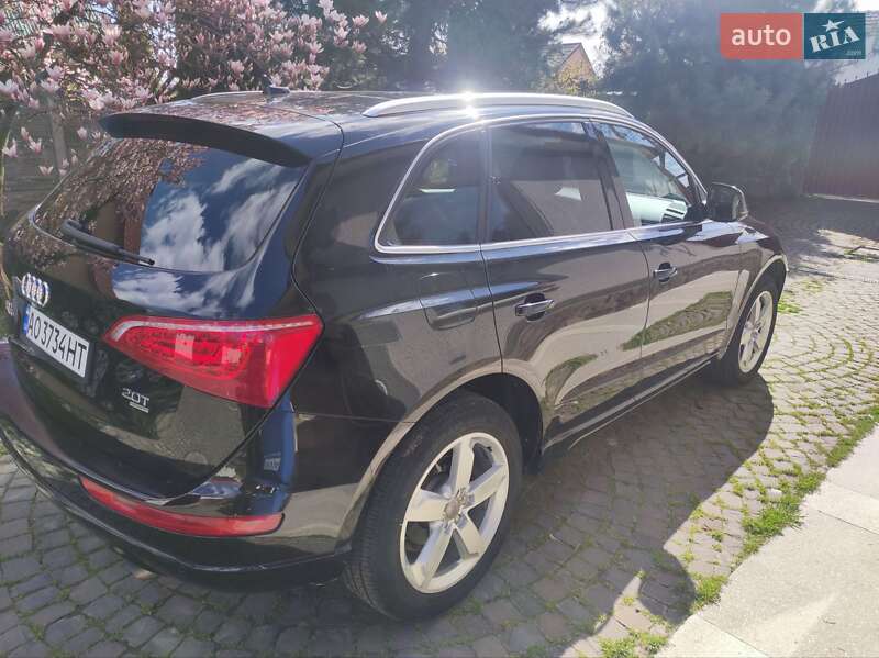 Внедорожник / Кроссовер Audi Q5 2012 в Мукачево
