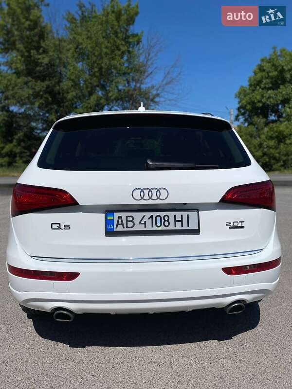 Позашляховик / Кросовер Audi Q5 2015 в Вінниці