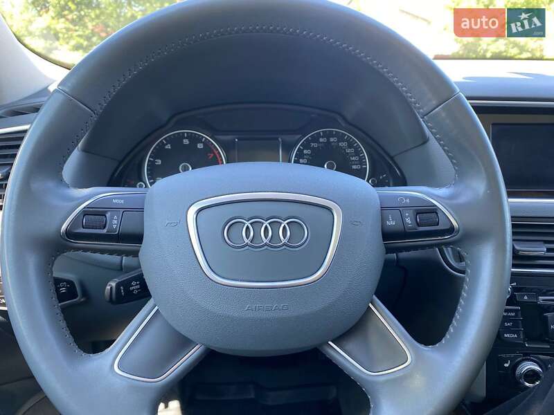 Позашляховик / Кросовер Audi Q5 2015 в Вінниці