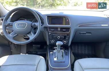 Внедорожник / Кроссовер Audi Q5 2015 в 