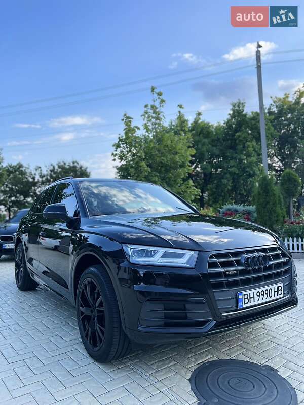 Внедорожник / Кроссовер Audi Q5 2017 в Одессе