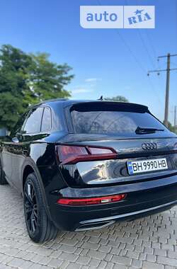 Позашляховик / Кросовер Audi Q5 2017 в Одесі