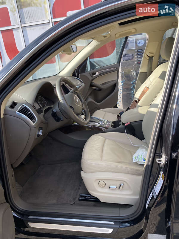 Внедорожник / Кроссовер Audi Q5 2012 в Днепре