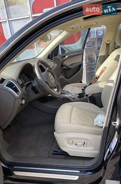 Внедорожник / Кроссовер Audi Q5 2012 в 