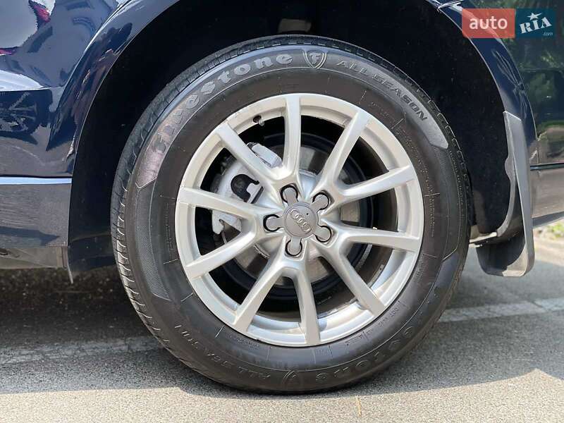 Позашляховик / Кросовер Audi Q5 2011 в Києві