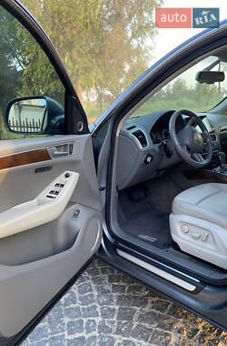 Внедорожник / Кроссовер Audi Q5 2012 в 