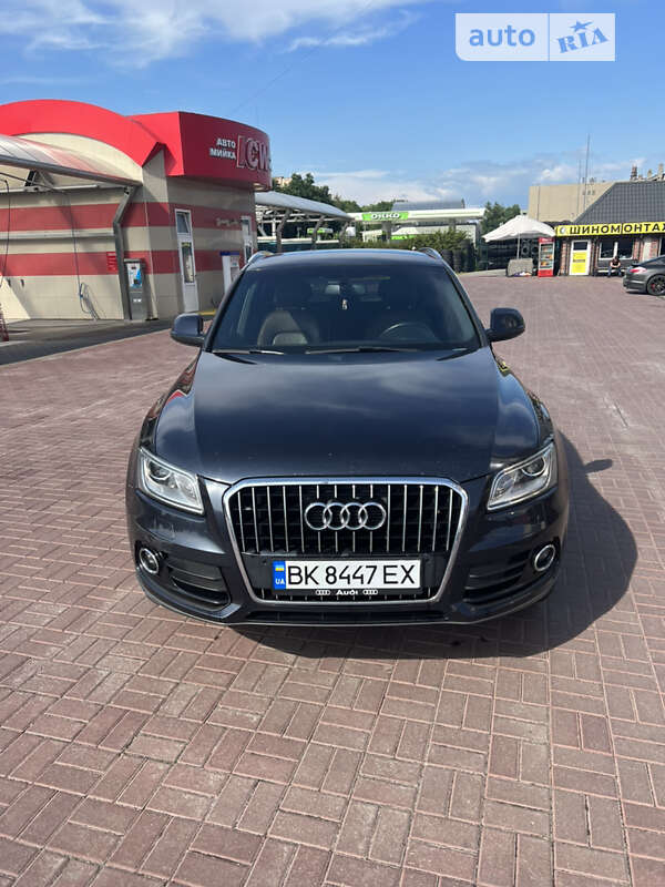 Внедорожник / Кроссовер Audi Q5 2013 в Ровно