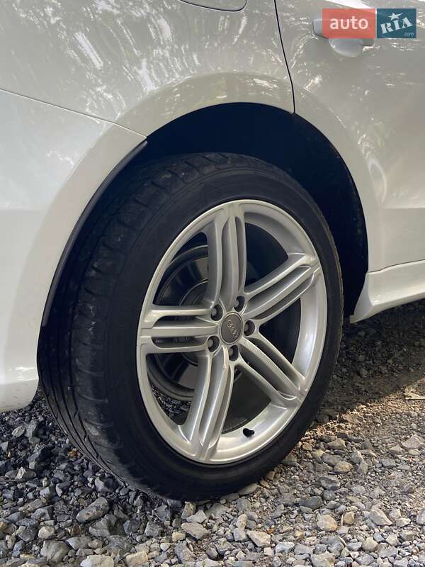 Внедорожник / Кроссовер Audi Q5 2011 в Чорткове