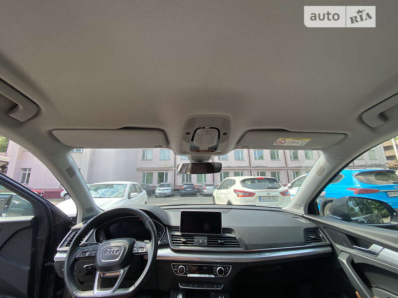 Внедорожник / Кроссовер Audi Q5 2018 в Киеве