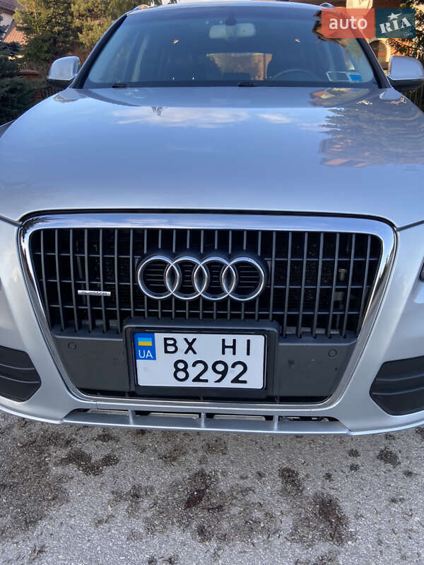 Позашляховик / Кросовер Audi Q5 2012 в Хмельницькому