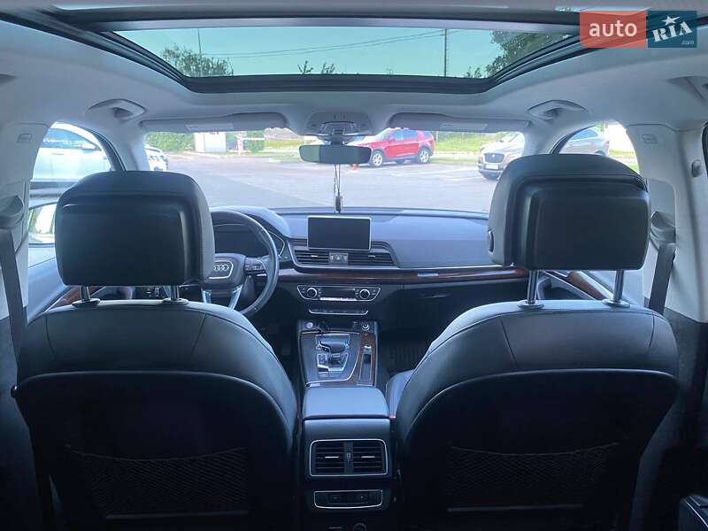 Позашляховик / Кросовер Audi Q5 2019 в Києві