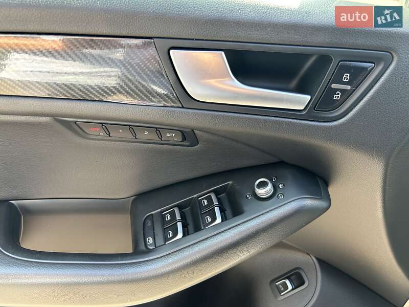 Внедорожник / Кроссовер Audi Q5 2012 в Черкассах