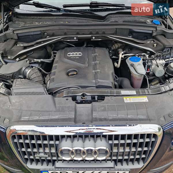 Внедорожник / Кроссовер Audi Q5 2010 в Чернигове