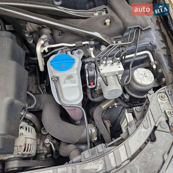 Внедорожник / Кроссовер Audi Q5 2010 в Чернигове