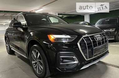 Внедорожник / Кроссовер Audi Q5 2020 в 
