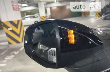 Внедорожник / Кроссовер Audi Q5 2020 в 