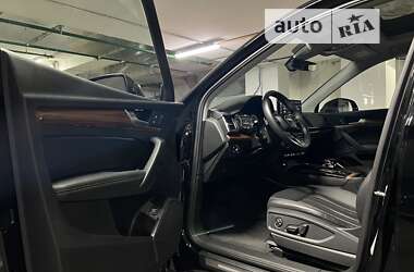 Внедорожник / Кроссовер Audi Q5 2020 в 