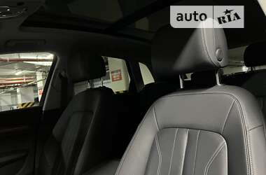 Внедорожник / Кроссовер Audi Q5 2020 в 