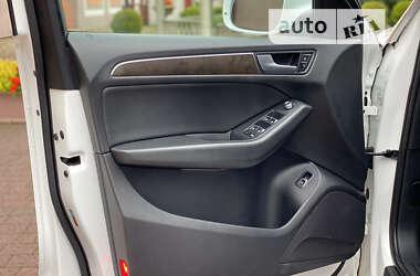 Позашляховик / Кросовер Audi Q5 2014 в 