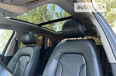 Позашляховик / Кросовер Audi Q5 2011 в 