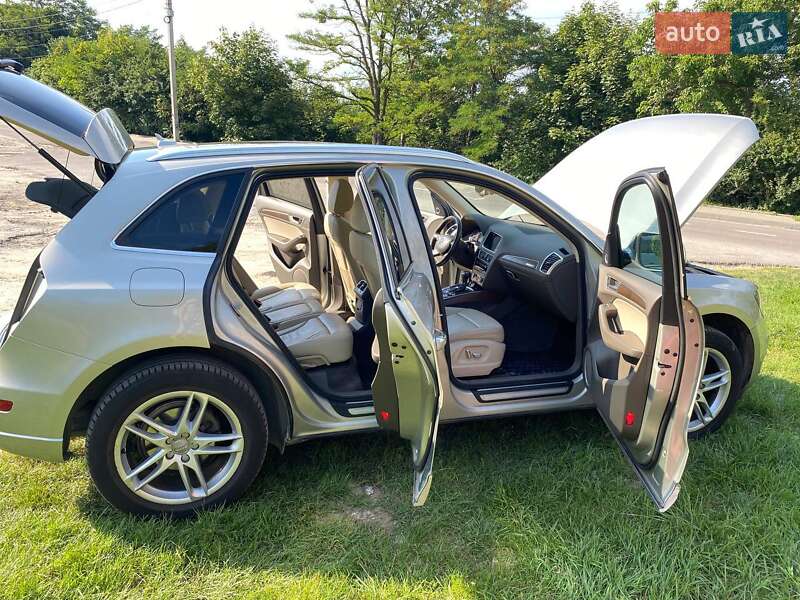 Внедорожник / Кроссовер Audi Q5 2016 в Львове