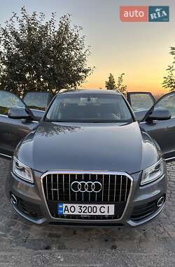 Внедорожник / Кроссовер Audi Q5 2016 в 