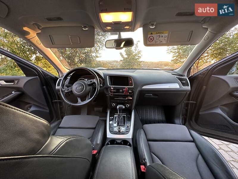 Внедорожник / Кроссовер Audi Q5 2016 в Виноградове