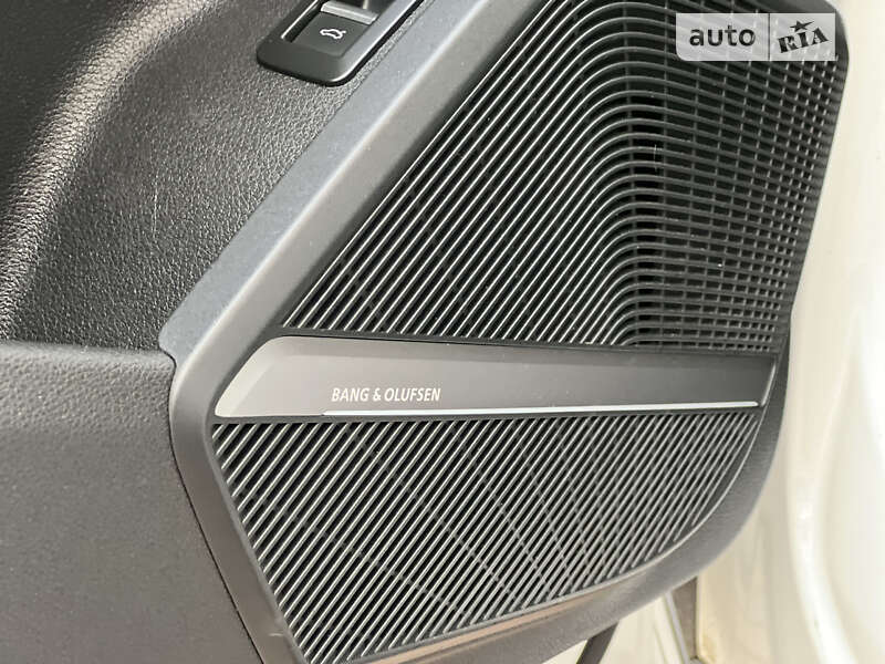 Позашляховик / Кросовер Audi Q5 2017 в Івано-Франківську