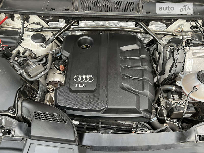 Позашляховик / Кросовер Audi Q5 2017 в Івано-Франківську