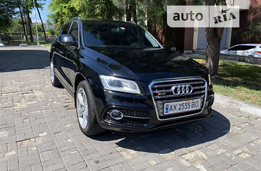 Внедорожник / Кроссовер Audi Q5 2016 в 