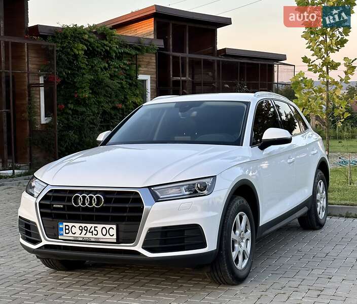 Внедорожник / Кроссовер Audi Q5 2018 в Золочеве