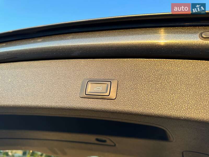 Внедорожник / Кроссовер Audi Q5 2015 в Днепре