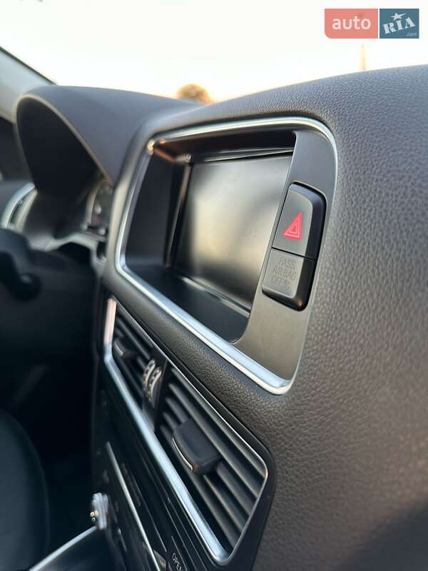 Позашляховик / Кросовер Audi Q5 2015 в Дніпрі