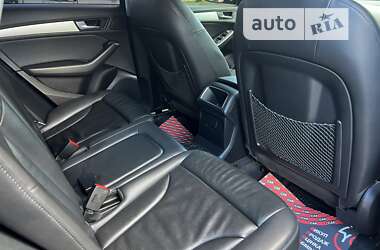 Внедорожник / Кроссовер Audi Q5 2016 в 