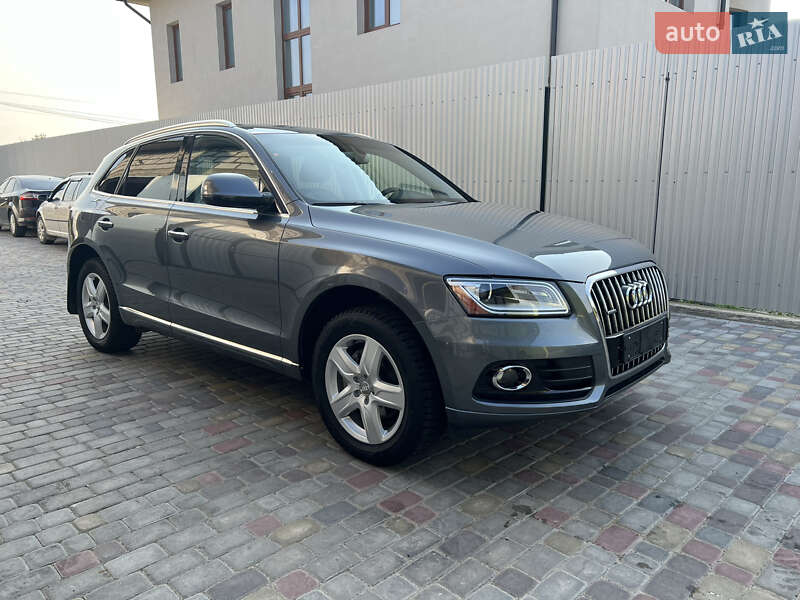 Внедорожник / Кроссовер Audi Q5 2016 в 