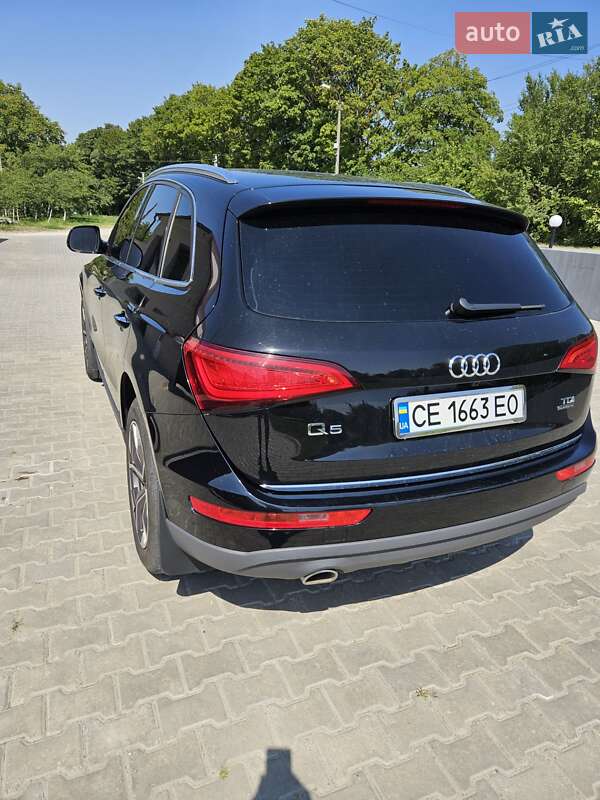 Внедорожник / Кроссовер Audi Q5 2016 в Черновцах