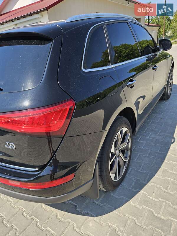 Внедорожник / Кроссовер Audi Q5 2016 в Черновцах