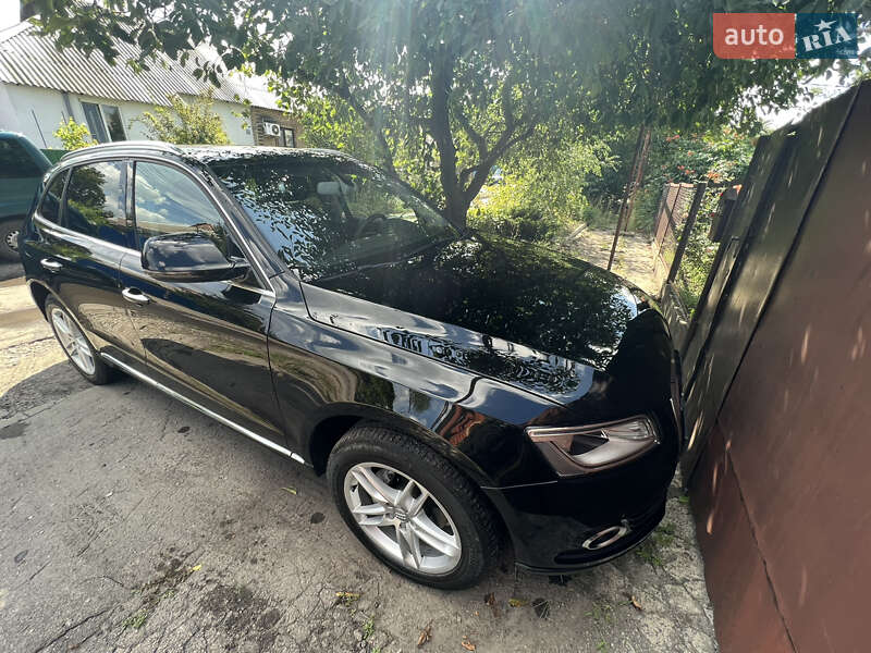 Позашляховик / Кросовер Audi Q5 2016 в Петропавлівці