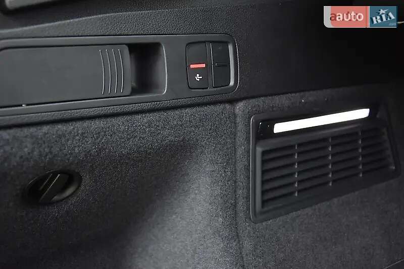 Позашляховик / Кросовер Audi Q5 2018 в Івано-Франківську фото 54 Позашляховик / Кросовер Audi Q5 2018 в Івано-Франківську