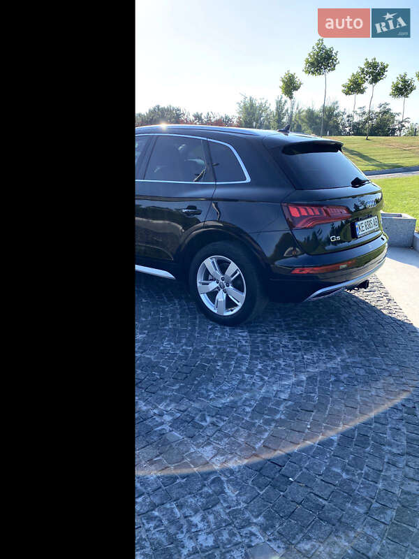 Внедорожник / Кроссовер Audi Q5 2018 в Днепре