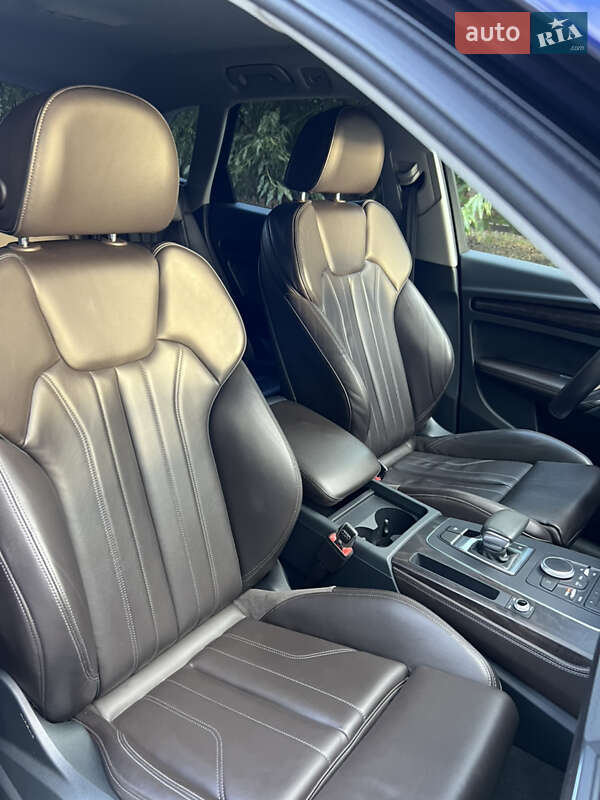 Позашляховик / Кросовер Audi Q5 2018 в Одесі