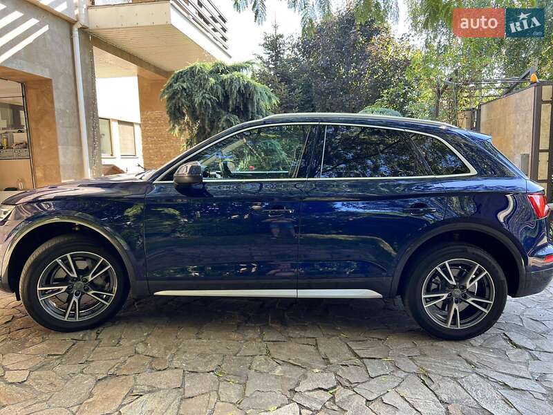 Позашляховик / Кросовер Audi Q5 2018 в Одесі