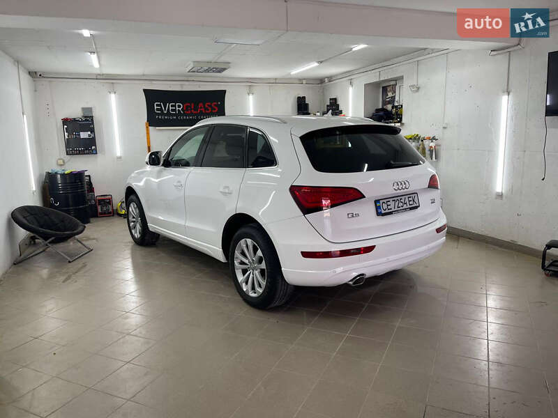 Внедорожник / Кроссовер Audi Q5 2013 в Черновцах
