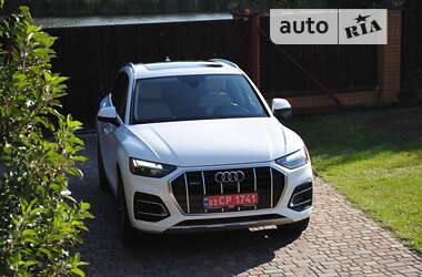 Позашляховик / Кросовер Audi Q5 2021 в Луцьку